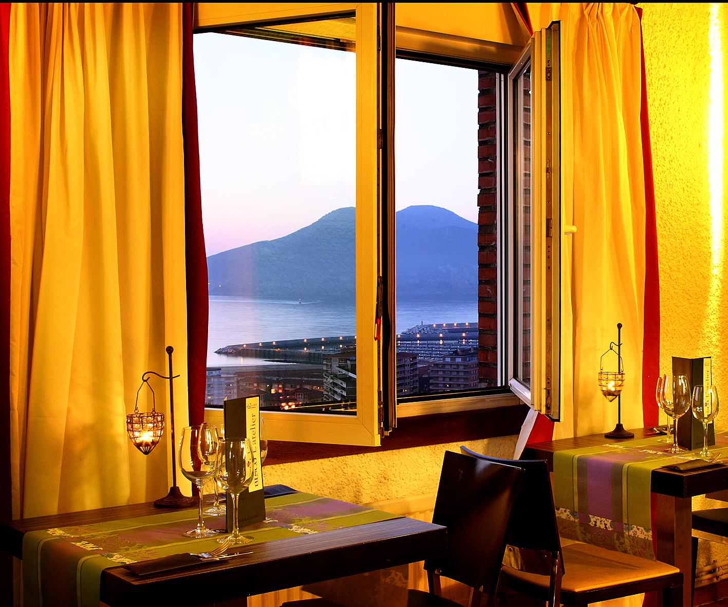 Hotel Restaurante Risco 라레도 외부 사진