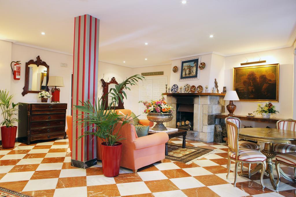 Hotel Restaurante Risco 라레도 외부 사진