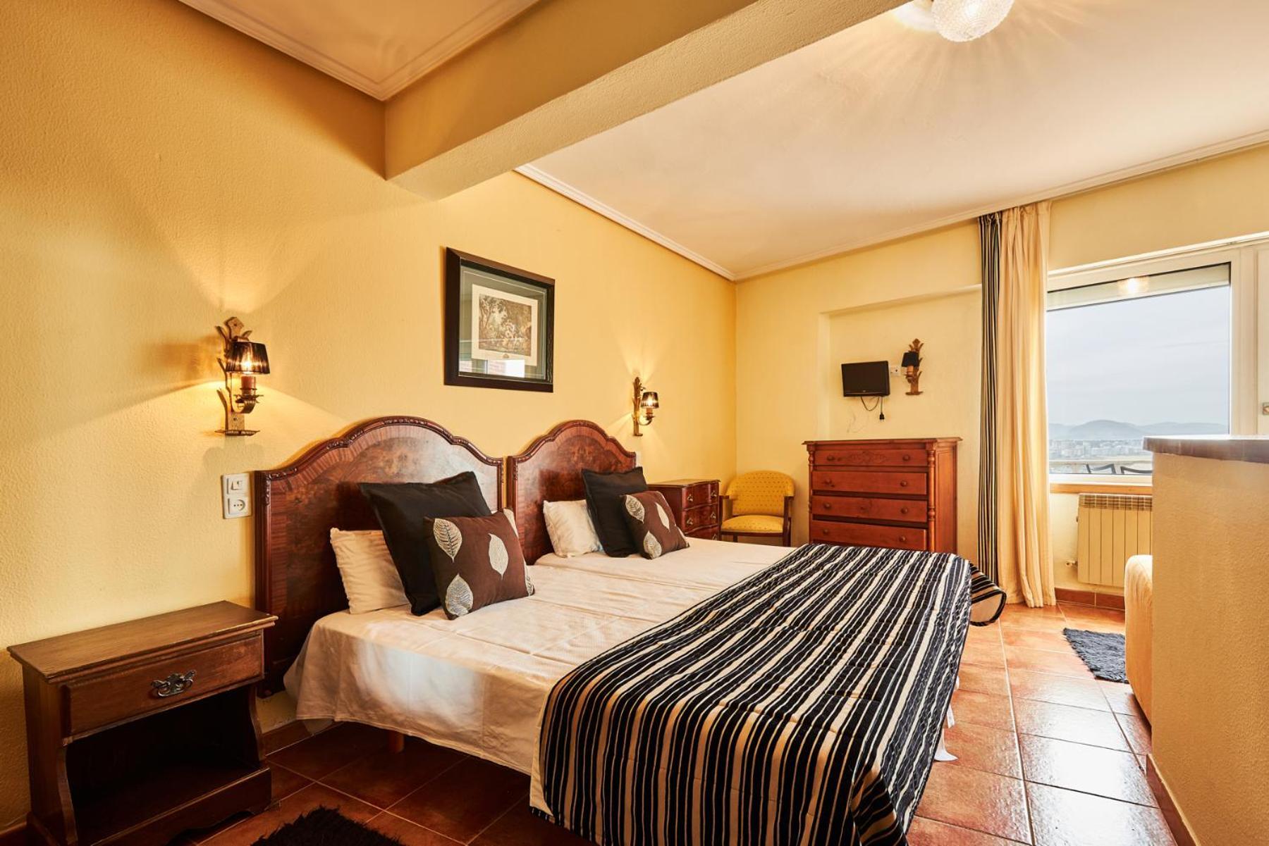 Hotel Restaurante Risco 라레도 외부 사진