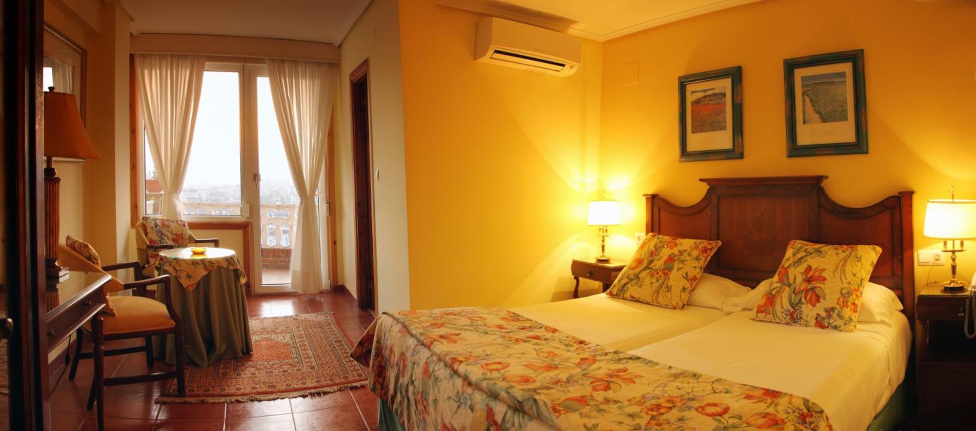 Hotel Restaurante Risco 라레도 외부 사진